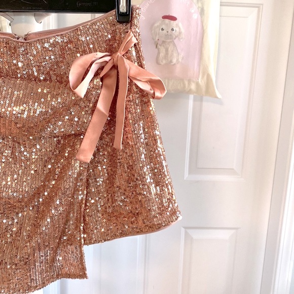 TULAROSA Rose Gold Sequins Skort - Picture 8 of 16